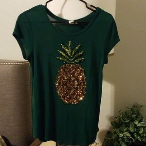 H&M pineapple tshirt